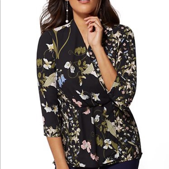 ISO hi-lo floral NY&Co Spring 2019, in size large - Picture 1 of 3